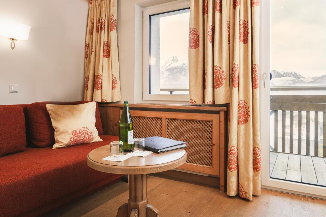Hotel Bergblick 4 Sterne Superior Fiss Bagian luar foto